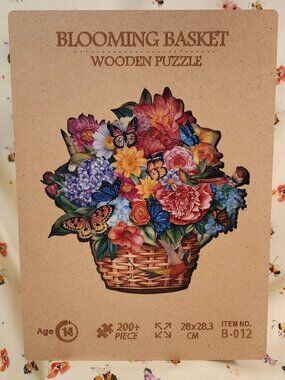 NWOT Unique Blooming Basket Wooden Puzzle 200+ Laser Cut Wooden Pieces